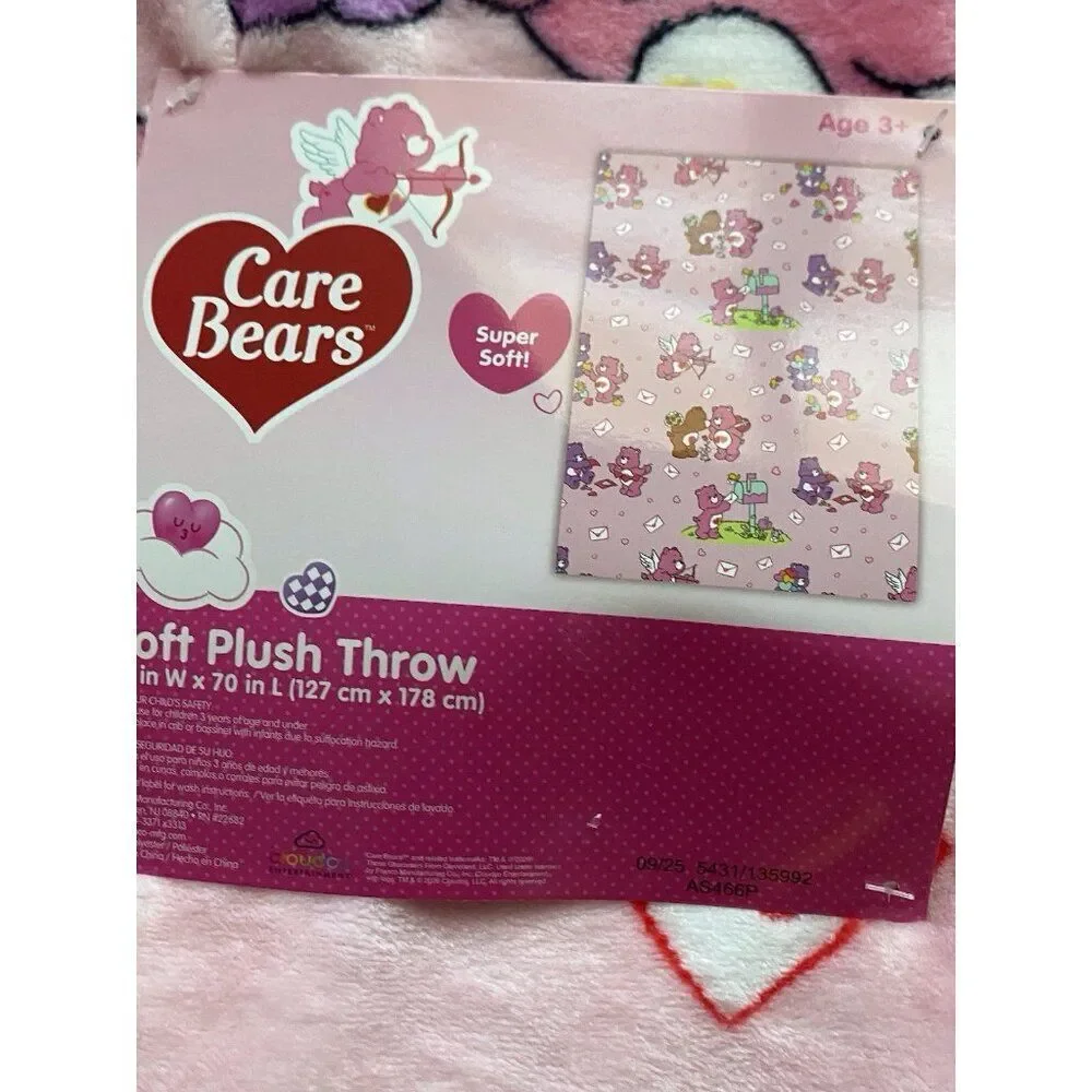 Care Bears Love A Lot Bear Throw Blanket 50 X 70”‎ Valentines Love Letters NEW
